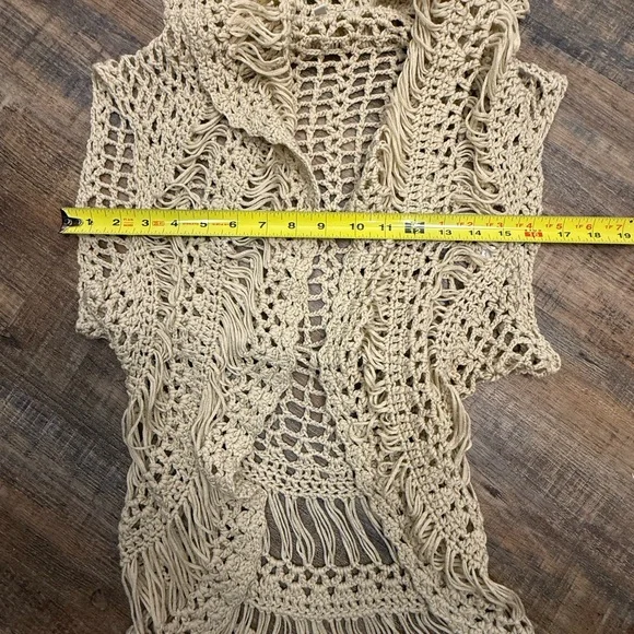 Mystree Boho Crochet Fringe Vest Open Knit Festival Duster Medium - Picture 4 of 6